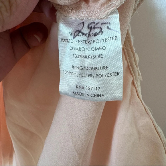 Badgley Mishka 3D Flower Embellished Floral Applique Baby Pink Lace Top Size 10 - Picture 10 of 13